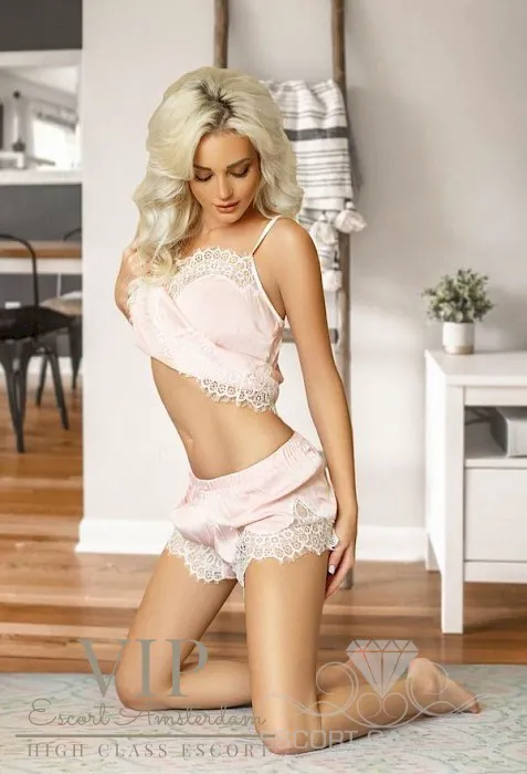 Escorts Amsterdam, Netherlands Yulia