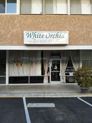 Santa Clarita, California White Orchid Thai Spa