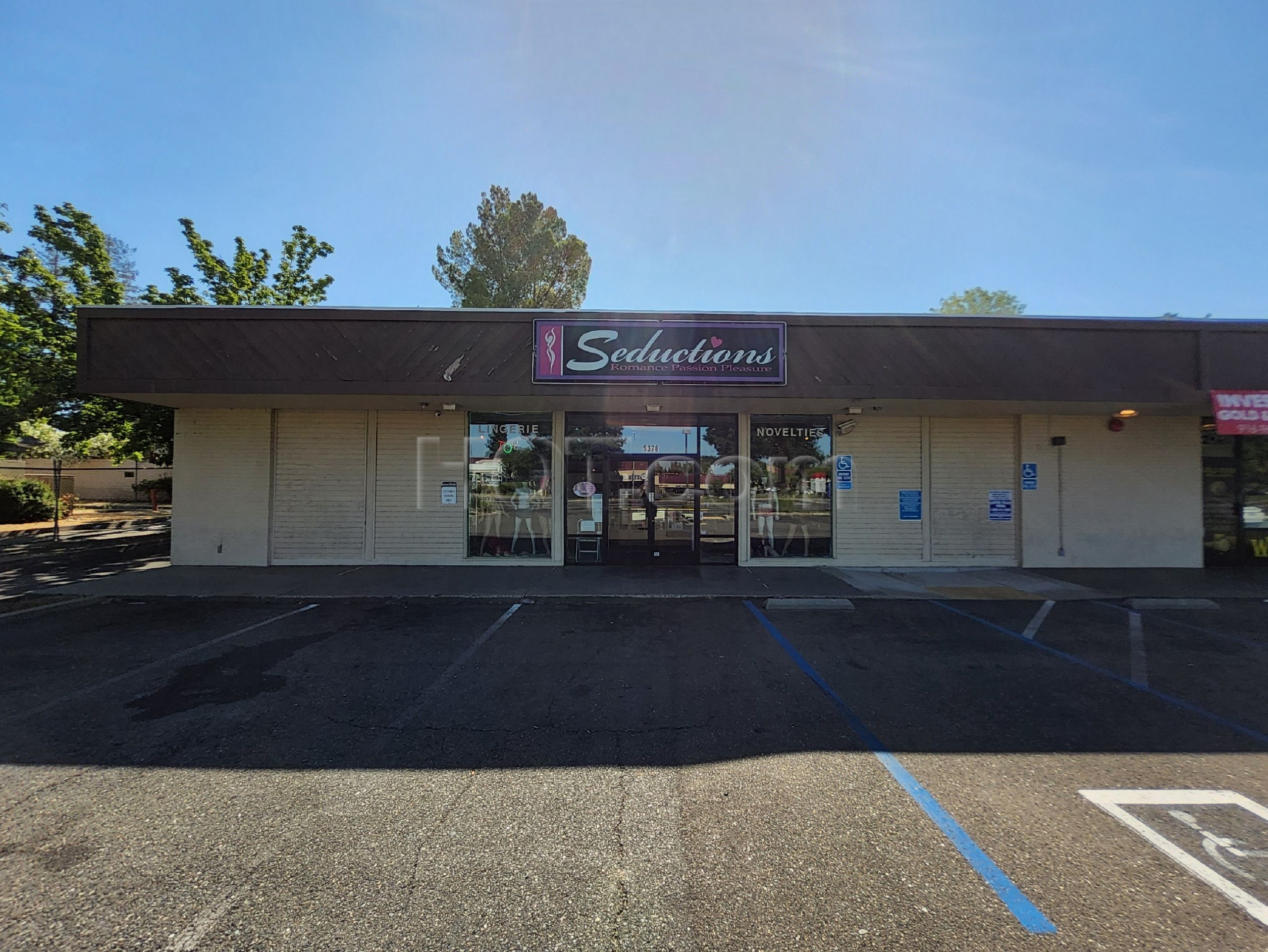 Fair Oaks, California Seductions. Romance, Passion, Pleasure.