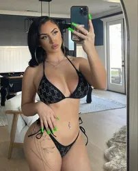 Escorts Chicago, Illinois Marielis
