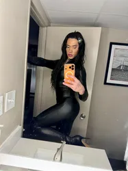 Escorts Hartford, Connecticut 🍆💦NAOMI🍆🍑