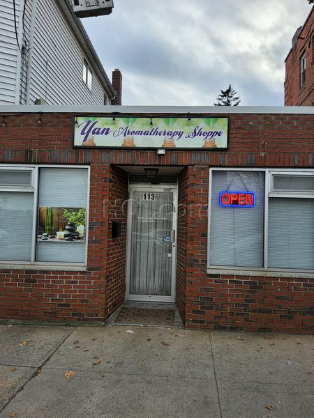 Massage Parlors Wakefield, Massachusetts Yan Aromatherapy
