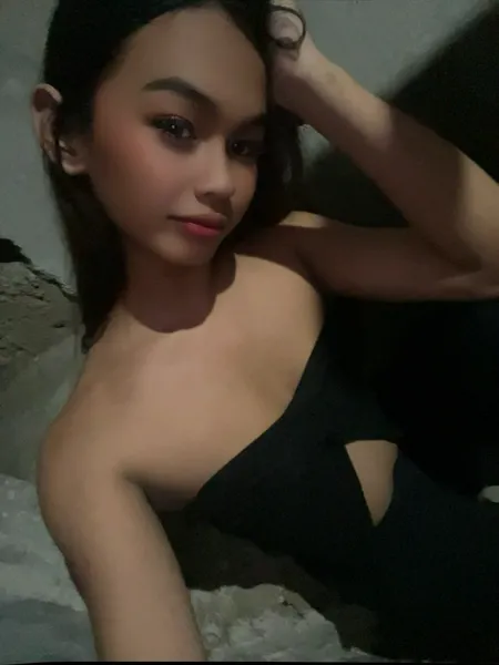 Escorts Makati City, Philippines Franchesca