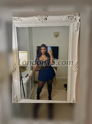 Escorts London, England Iris Valentina