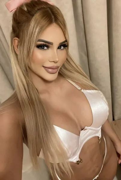 Escorts Abu Dhabi, United Arab Emirates Mariana