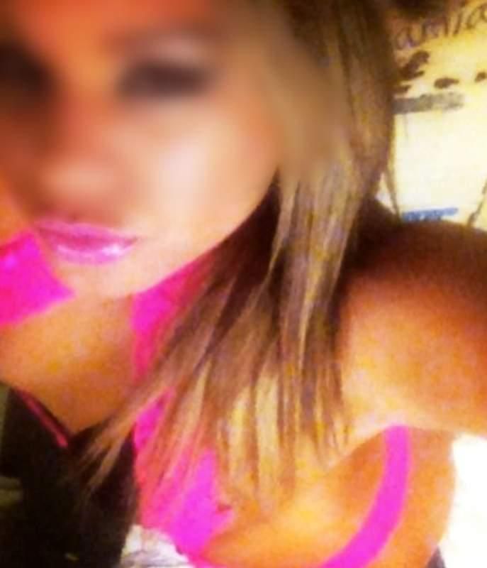 Escorts Mendocino, California NAUGHTY girl needs a hard OTK spanking from Daddy! Lets Role Play
