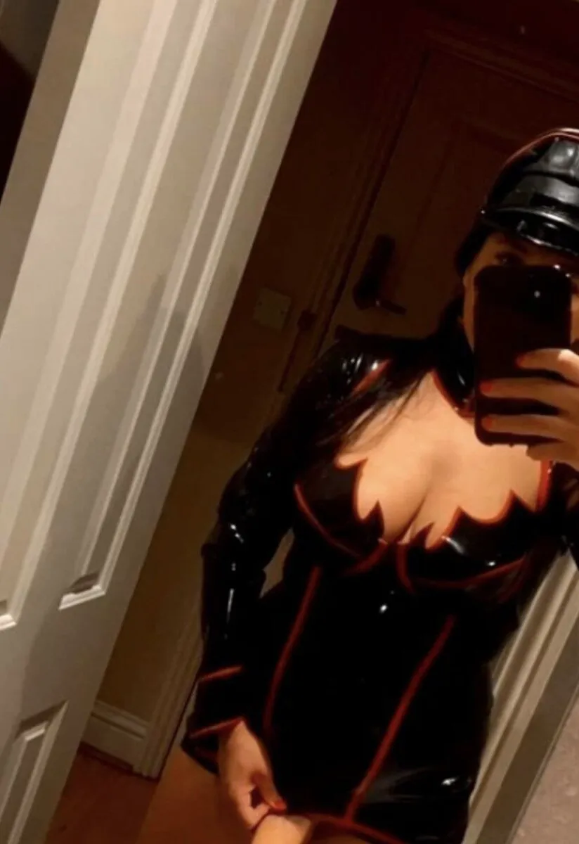 Escorts Middlesbrough, England Dominatrix Meduza