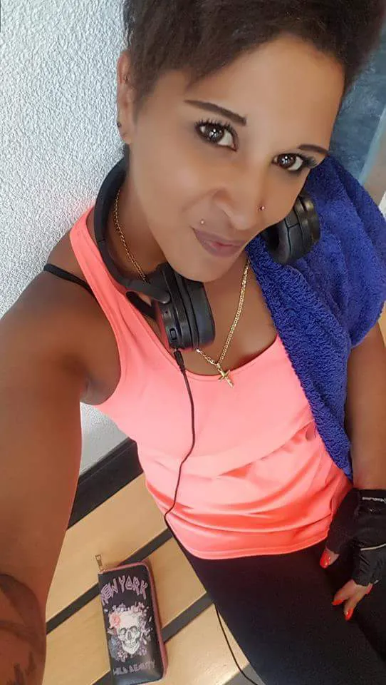 Escorts Avignon, France (Plan sexuelle)