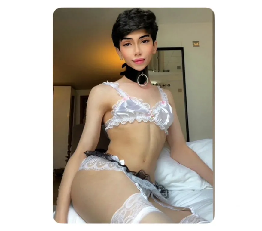 Escorts London, England Femboy Vers Central London