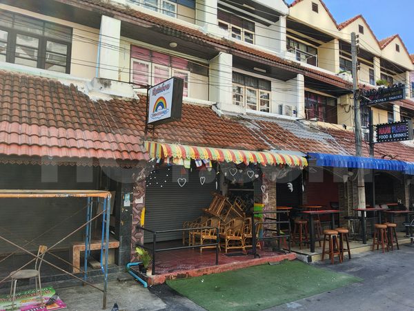 Beer Bar / Go-Go Bar Pattaya, Thailand Rainbow Bar