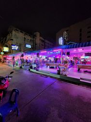 Beer Bar Pattaya, Thailand World Wide Bar