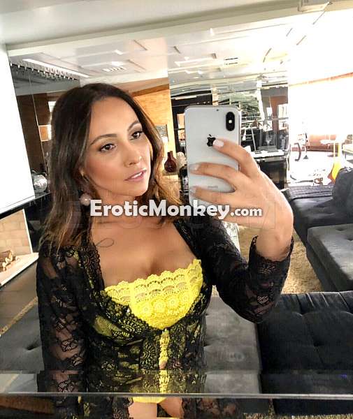 Escorts Elizabeth, New Jersey Nicole De Janeiro