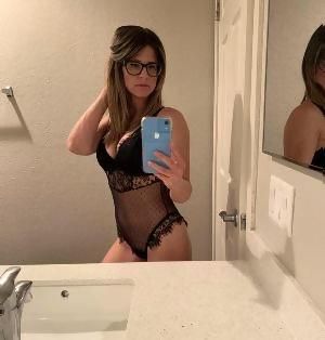 Escorts Albany, Georgia 👅Sexy Hot Milf Want Take Care of your Dick Morning & Night👅