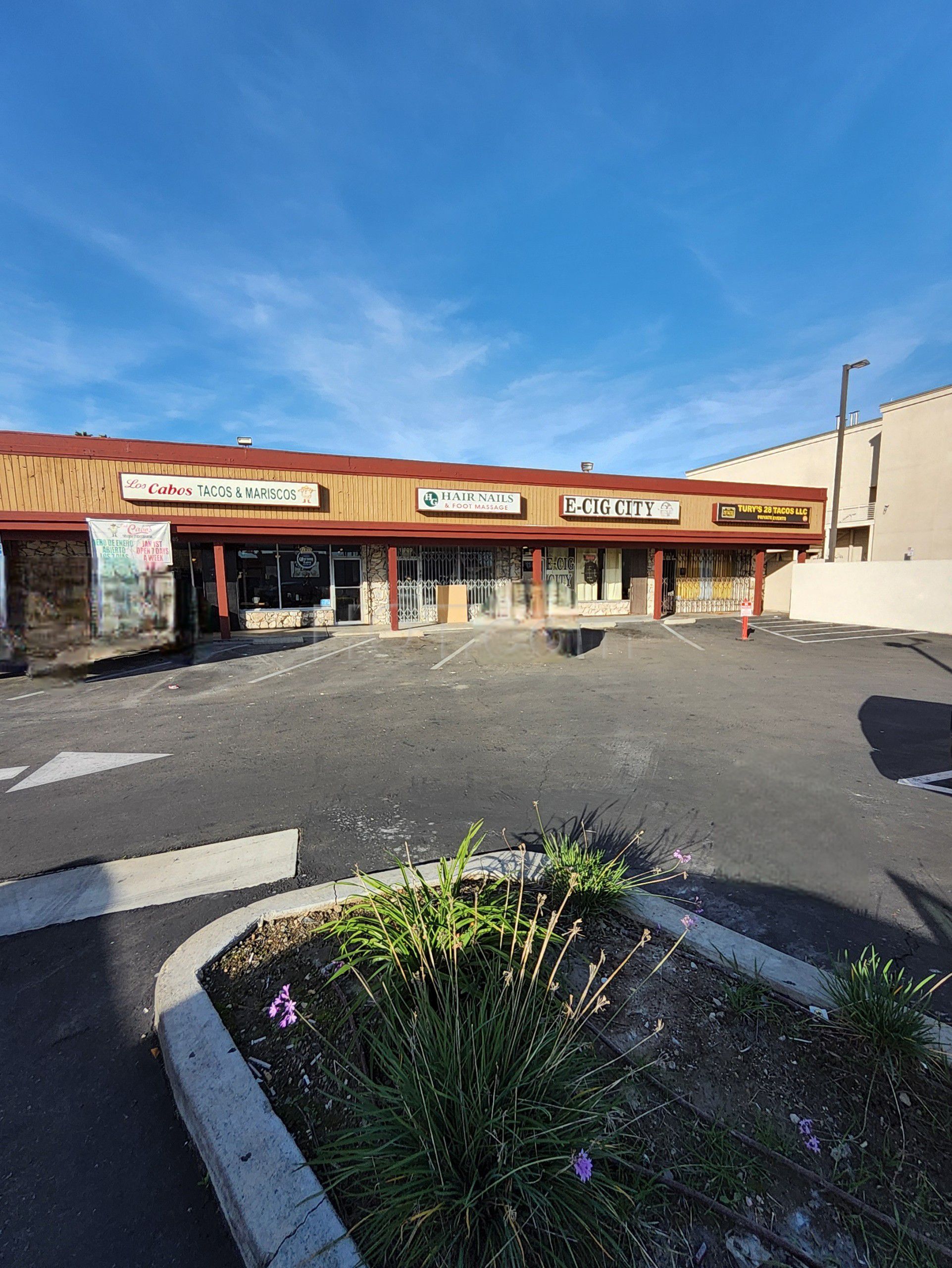 Chino, California Water Cube Foot Massage