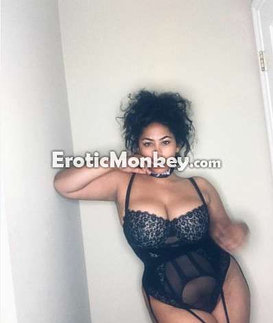Escorts Palm Springs, California Starlet