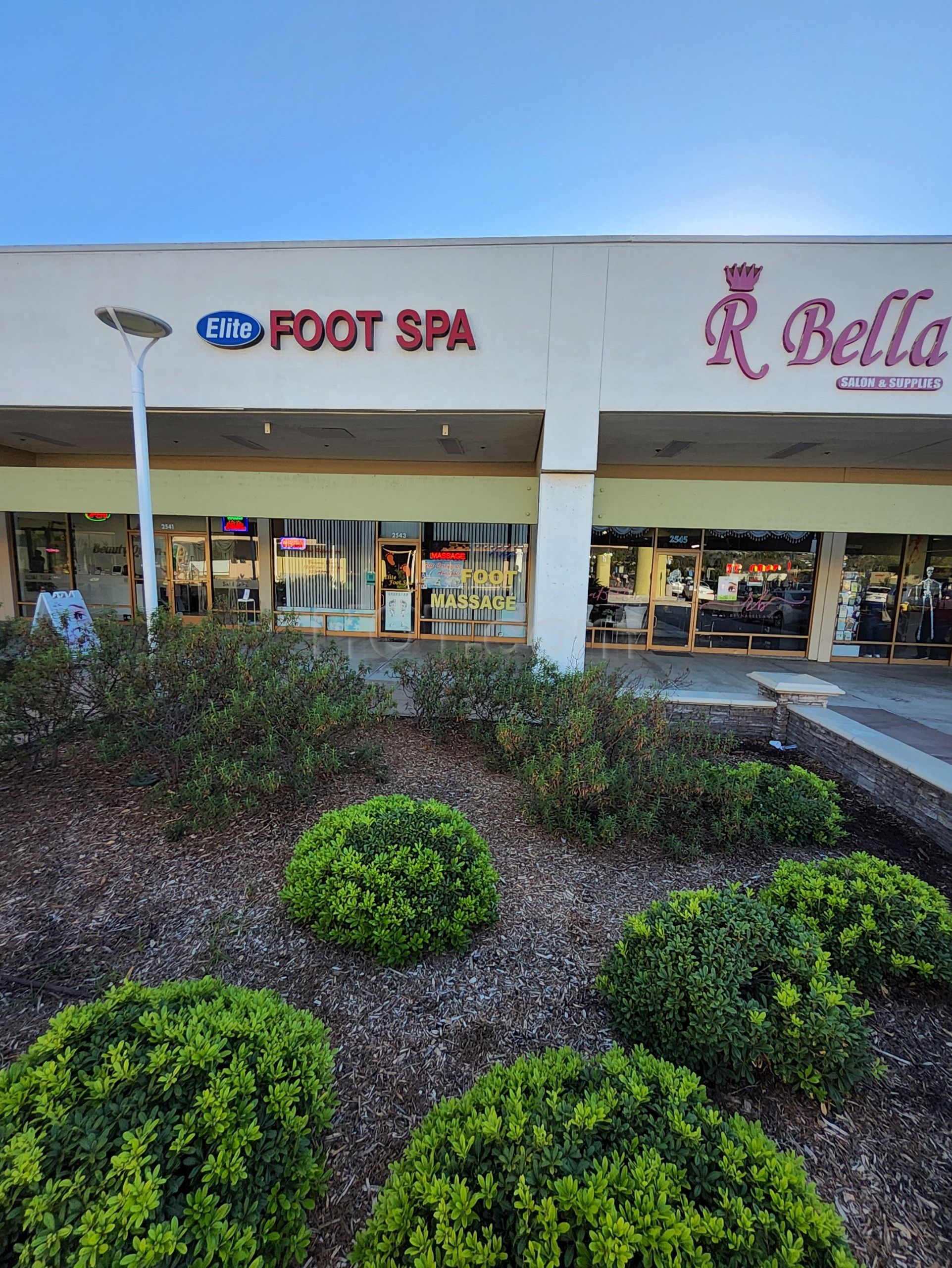 Montebello, California Elite Foot Spa