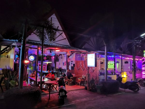 Beer Bar / Go-Go Bar Ko Samui, Thailand Mac Mac Bar