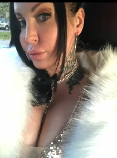 Escorts Atlantic City, New Jersey sweet sexy doll angel baby faced white girl - 28