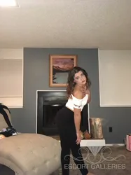 Escorts Denver, Colorado Rainny