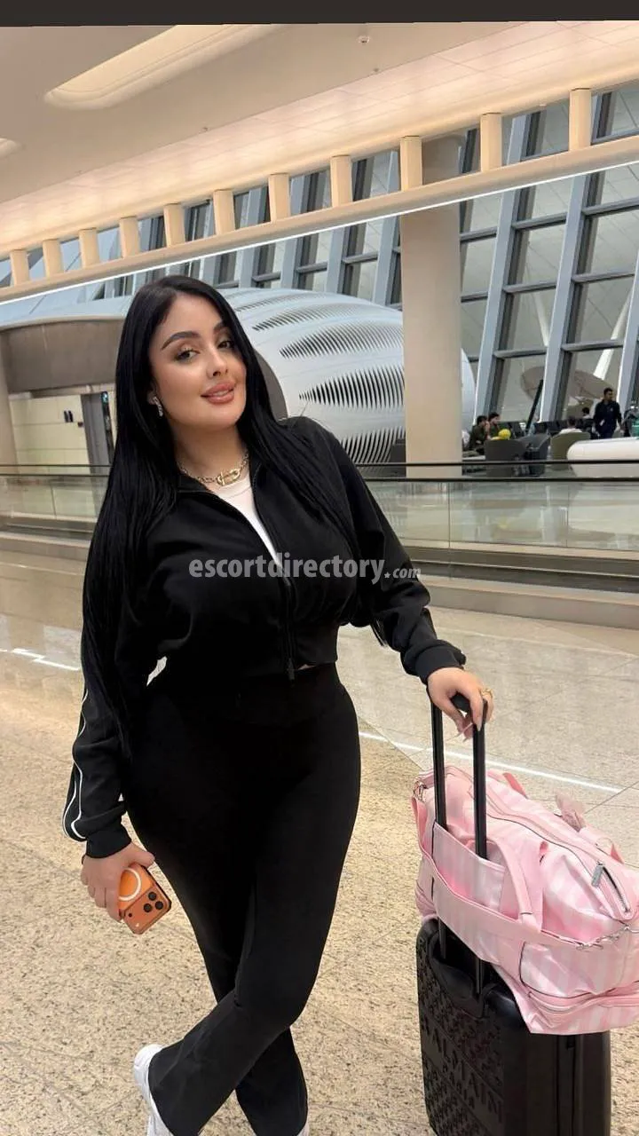 Escorts Abu Dhabi, United Arab Emirates Jasmine