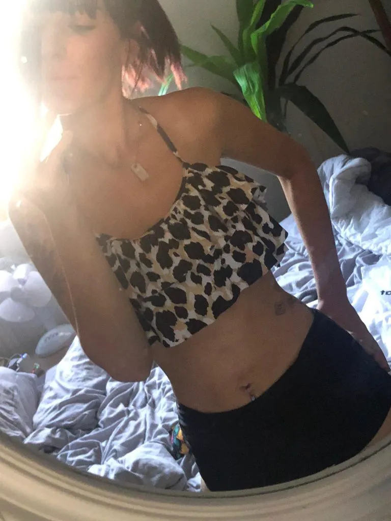 Escorts Chelmsford, England (Ellie high-class young English bisexual party girle scort)