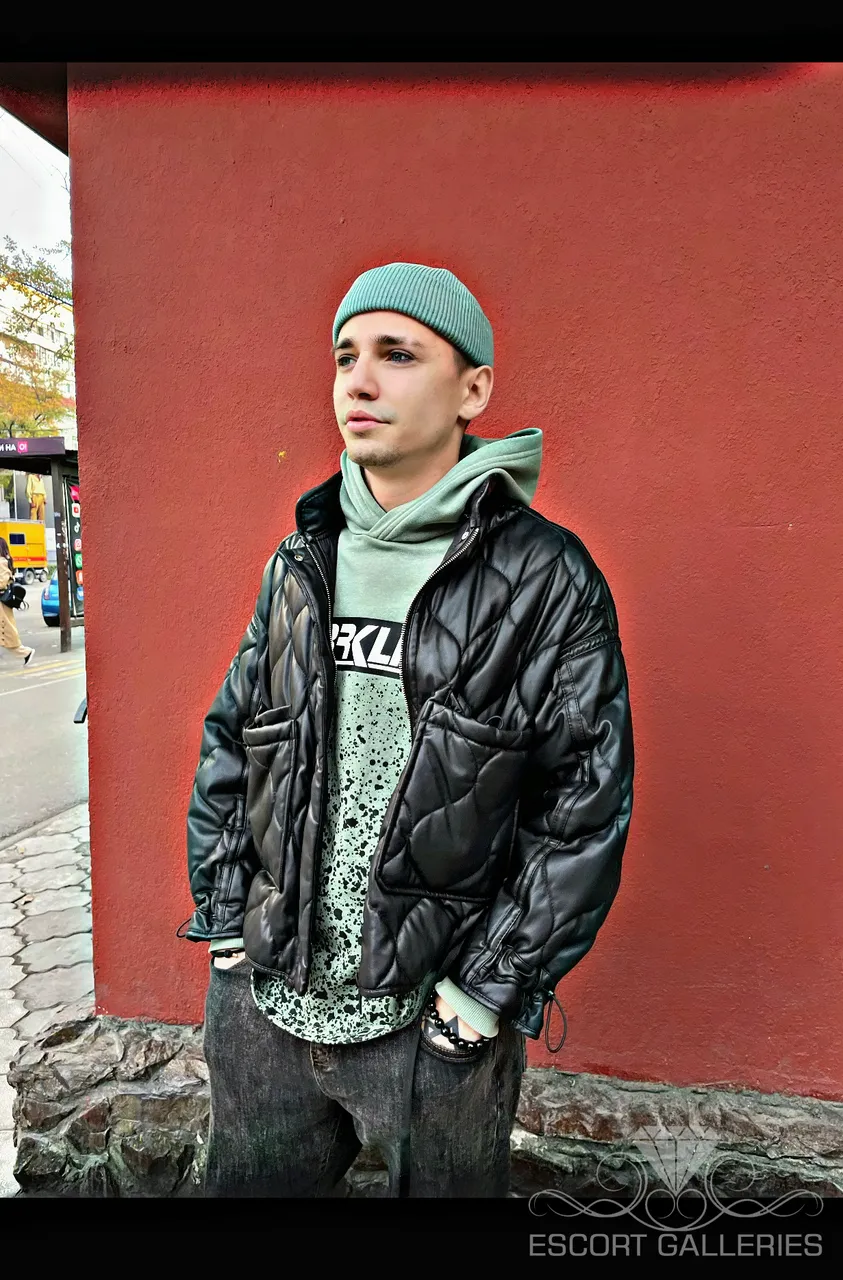 Escorts Dubai, United Arab Emirates null