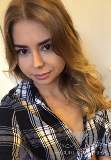 Escorts Paris, France Ulliia