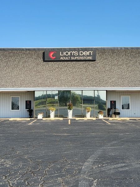Sex Shops Abilene, Kansas Lion's Den