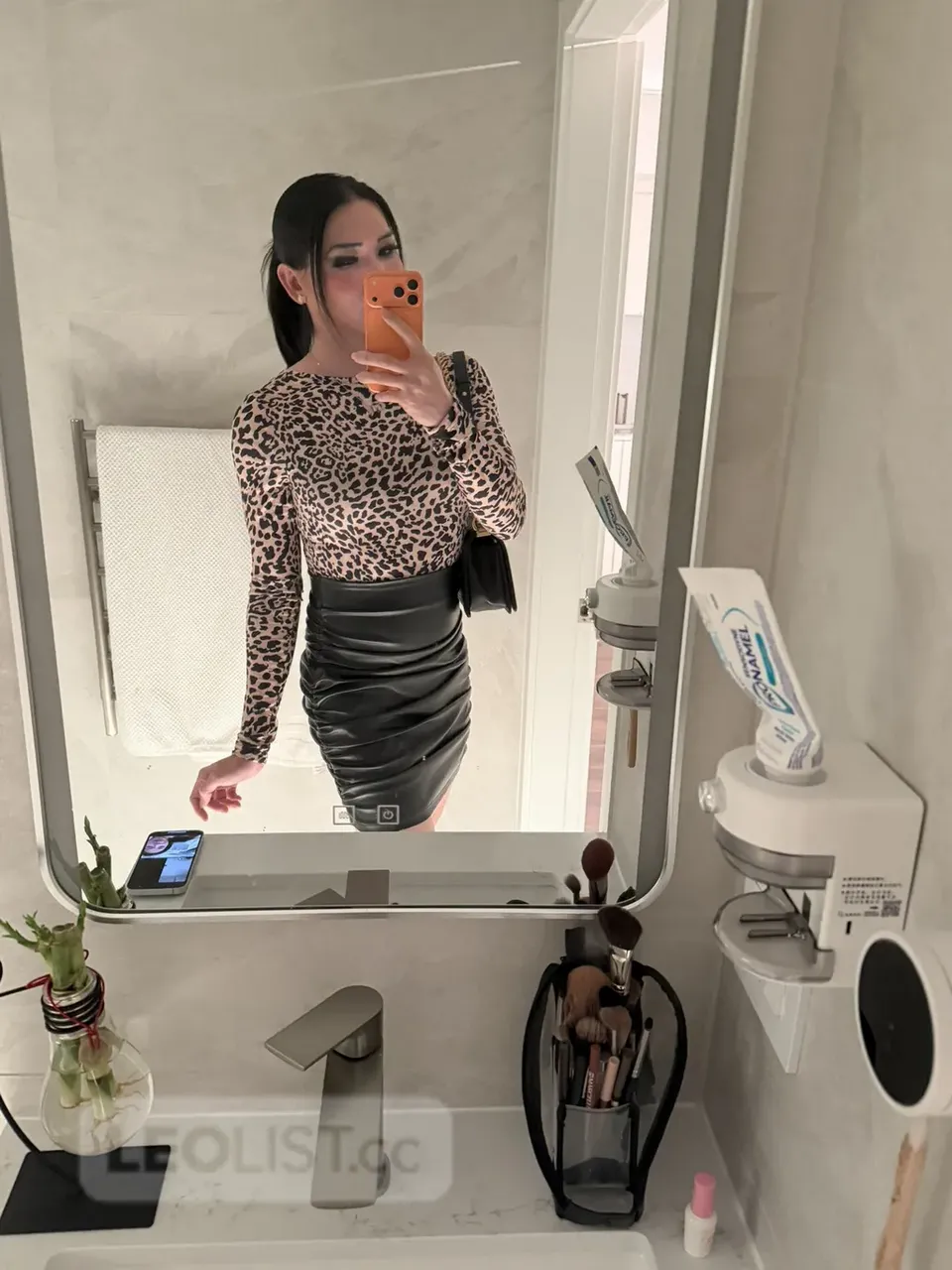 Escorts Vancouver, British Columbia Tegan