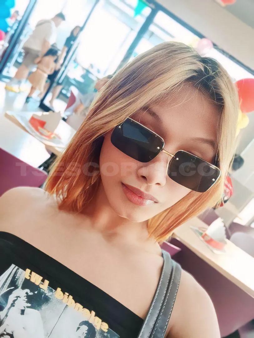 Escorts Manila, Philippines Chelsy sexy cum