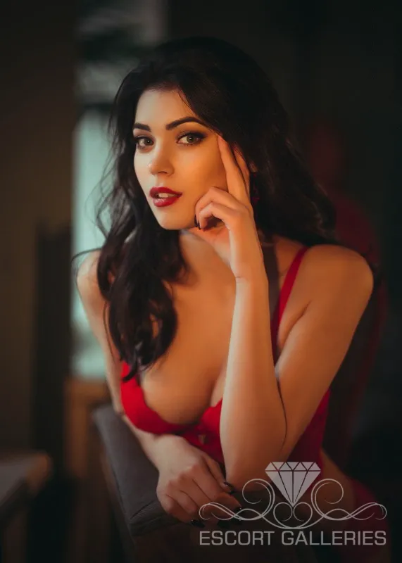 Escorts Moscow, Russia Kristina Moon