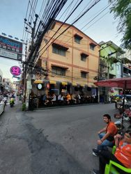 Beer Bar Pattaya, Thailand Honey Corner Bar