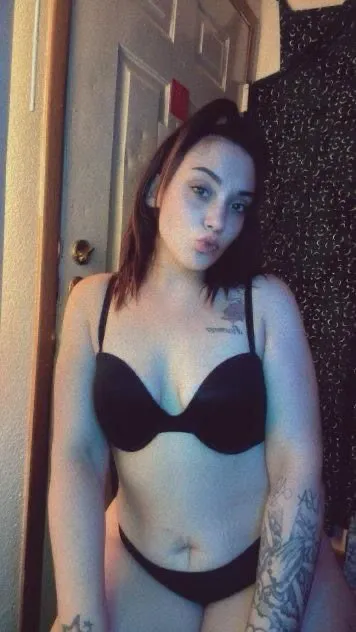 Escorts Fort Myers, Florida hola | Hola soy yo estoy disponible para ti llamame una chica sexy lista