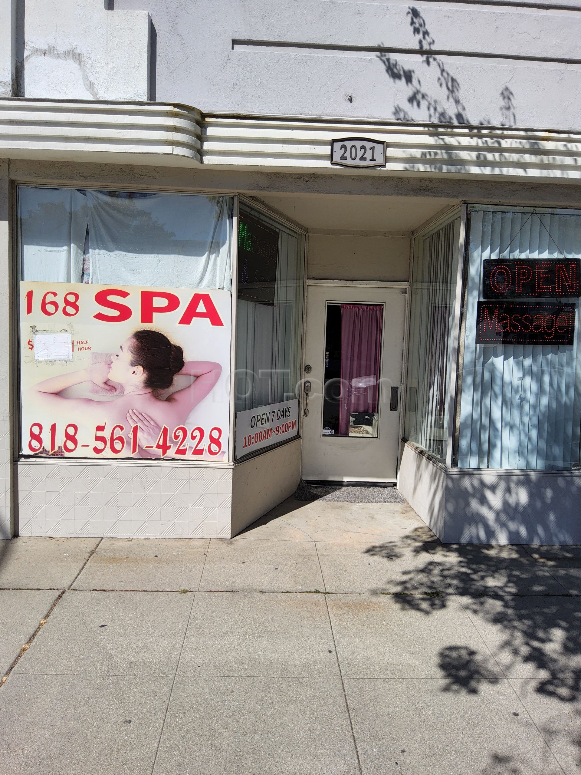 Burbank, California 168 Spa