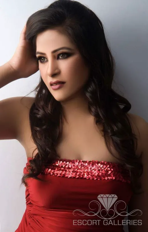 Escorts Abu Dhabi, United Arab Emirates Ritika