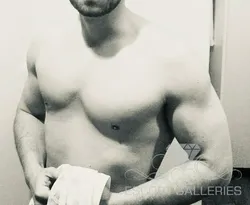 Escorts Berlin, Germany Jaron