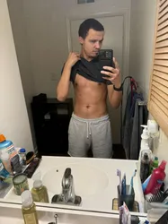 Escorts Newport News, Virginia MixdAuthor