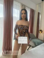 Escorts Ontario ♡20 yo and ready to give you the gwak 3000 tonight♡