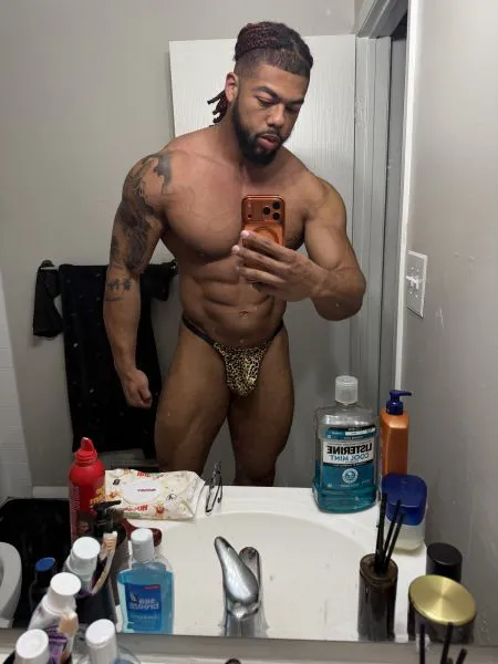 Escorts Camden, New Jersey Hercules_phys
