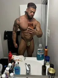 Escorts Camden, New Jersey Hercules_phys