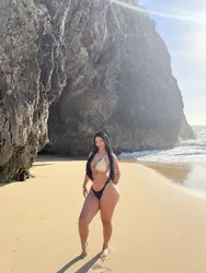 Escorts Dubai, United Arab Emirates Larina