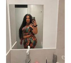 Escorts London, England TRANS AMELIA FAT ASS BLONDE N CRAZY FOR 🍆