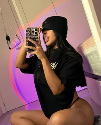 Escorts Long Beach, California Yasmin