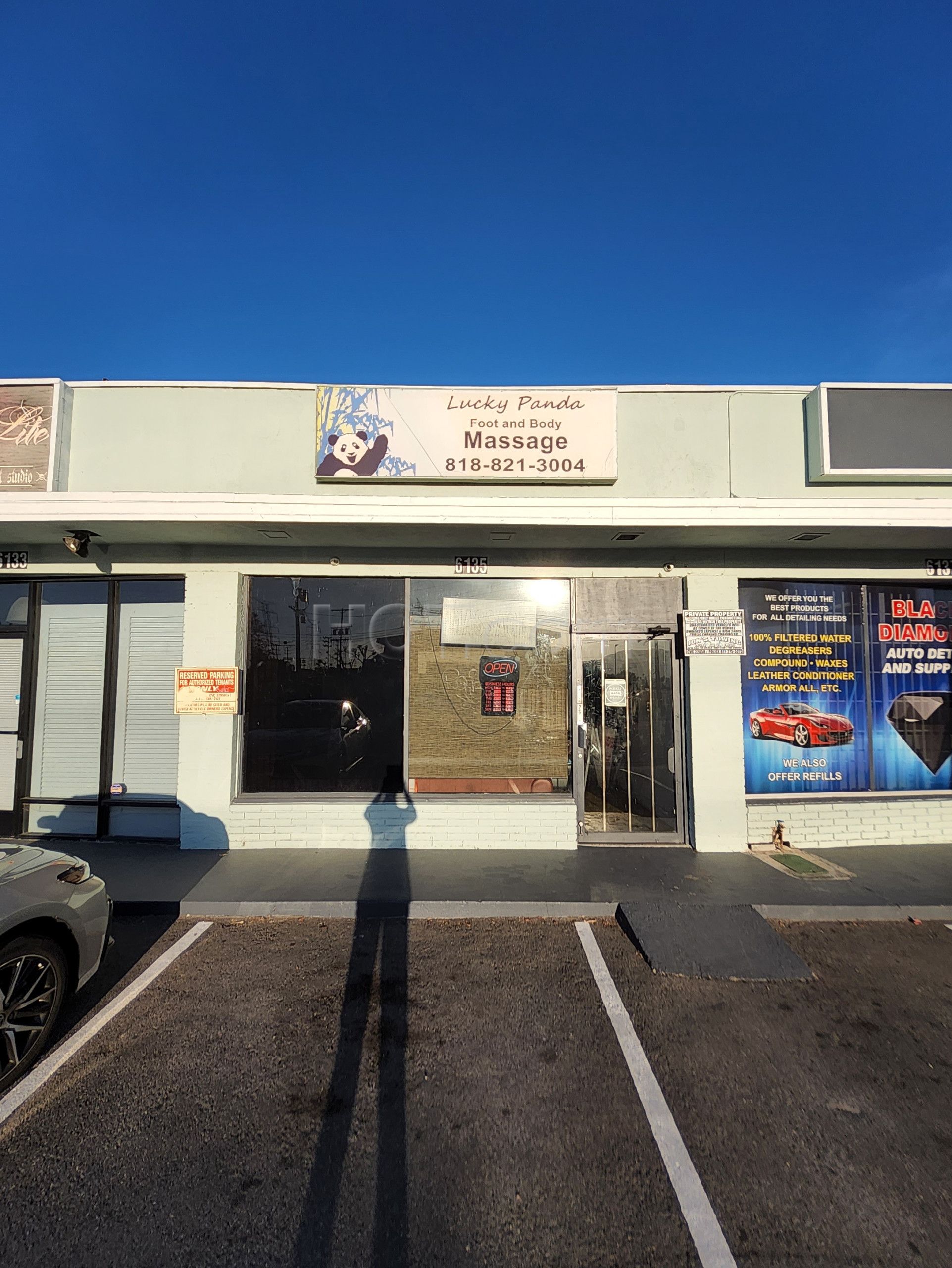 North Hollywood, California Lucky Panda Massage