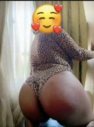 Escorts Ikeja, Nigeria Honeypot