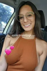 Escorts Chicago, Illinois sunflowerbeatrice