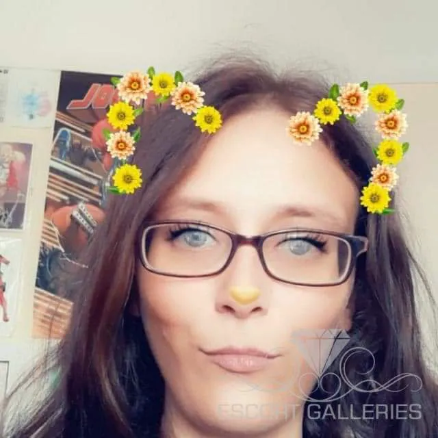 Escorts Plymouth, England Cherry pie