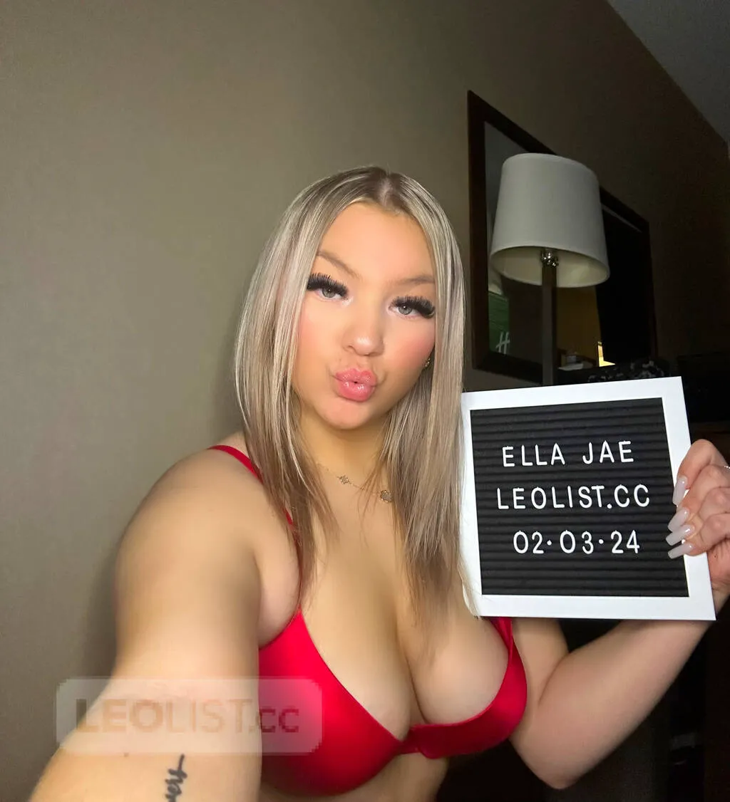 Escorts Milton, Ontario ! OUTCALLS NOW !  EllaJae Here :) -