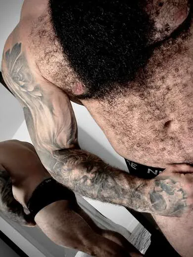 Escorts San Antonio, Texas *** MUSCLE BEAR 275lbs ***
