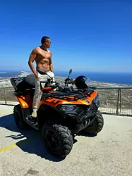 Escorts Greece AlejandroAo